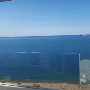 https://seafront-la-malagueta-i.1costadelsol.com