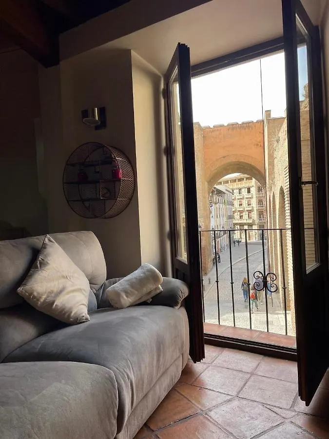 Sleep In Historic Puerta Elvira Apartment Granada